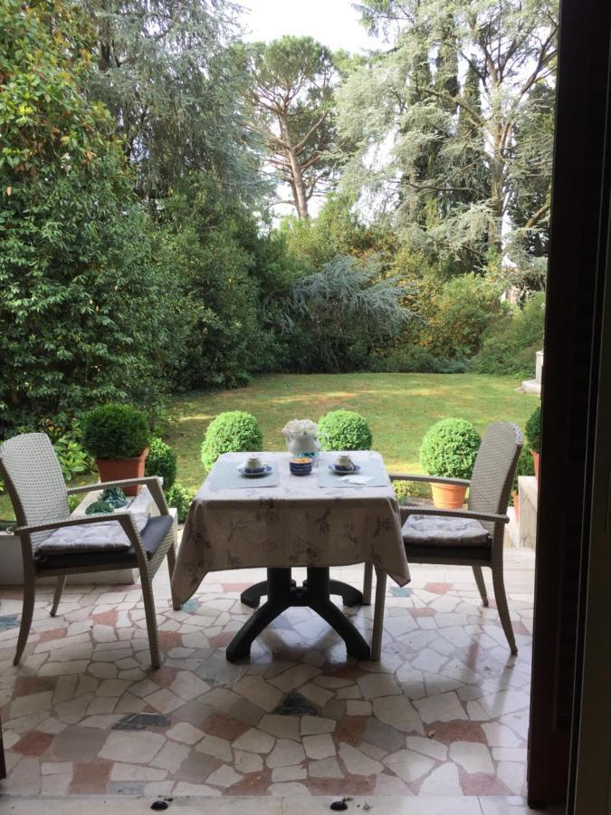 B&B La Villa Mediterranea Passirano Kültér fotó