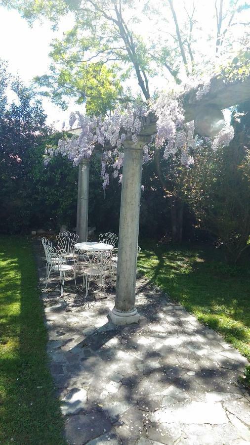 B&B La Villa Mediterranea Passirano Kültér fotó
