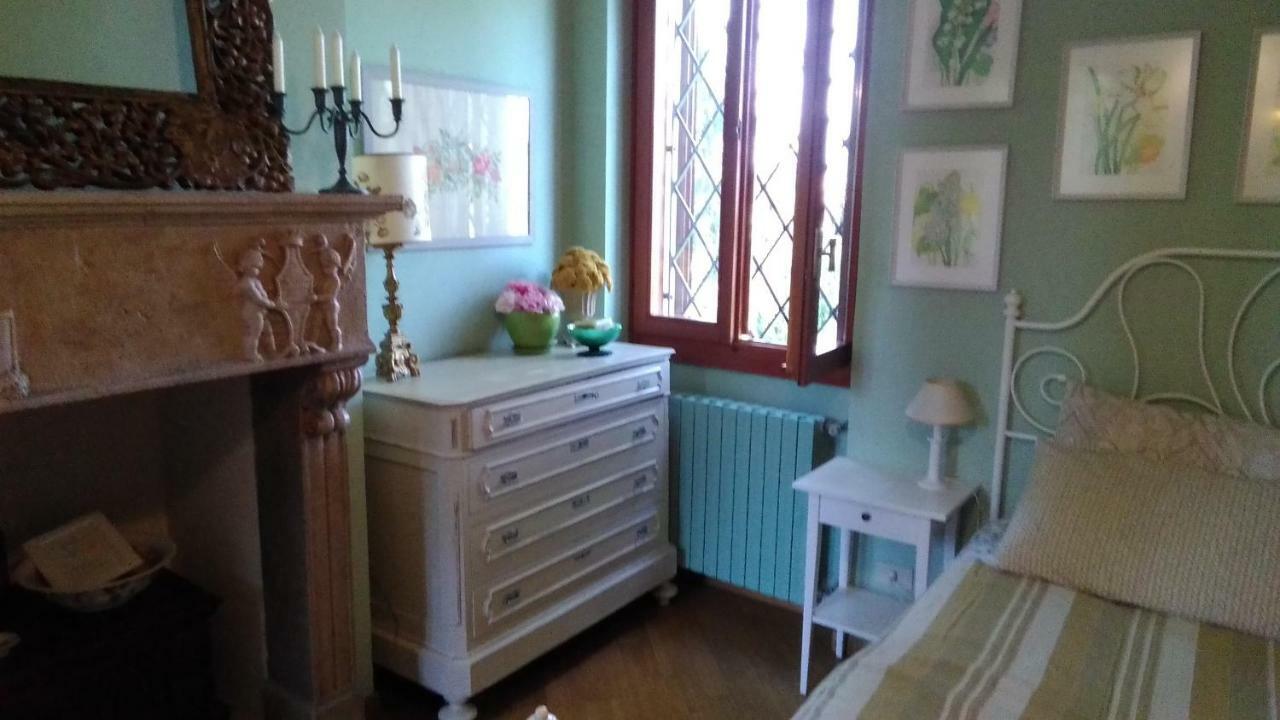 B&B La Villa Mediterranea Passirano Kültér fotó