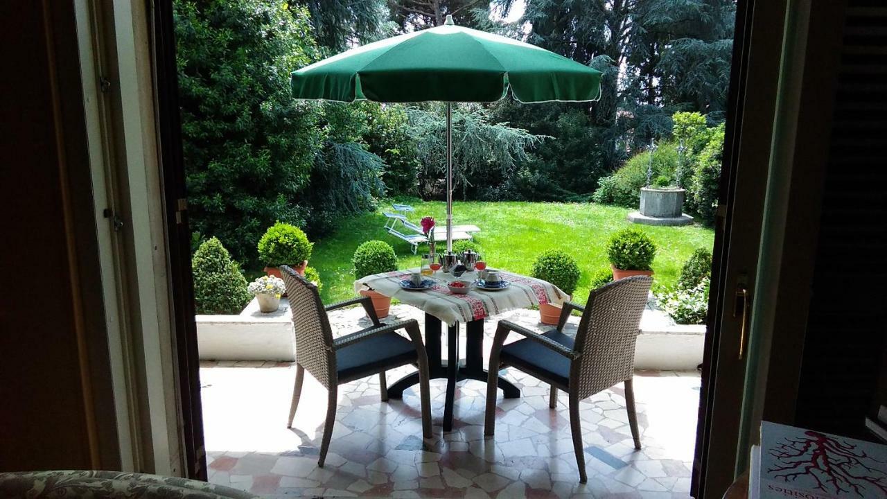 B&B La Villa Mediterranea Passirano Kültér fotó